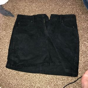Black American Eagle skirt